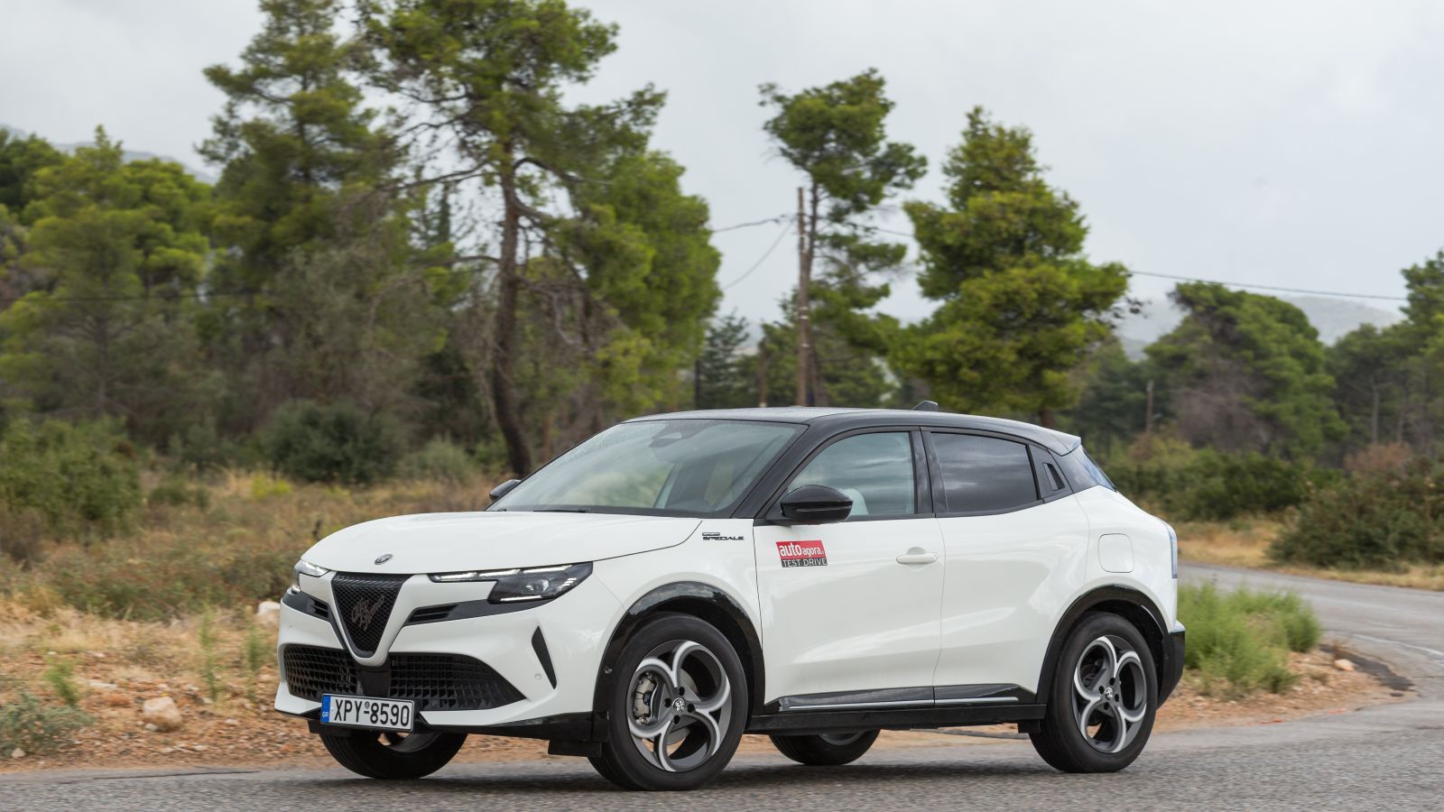 Alfa Romeo Junior Ibrida 145 PS: Ιταλική φινέτσα με υβριδική «καρδιά» Alfa Romeo Junior Ibrida 145 PS: Ιταλική φινέτσα με υβριδική «καρδιά»